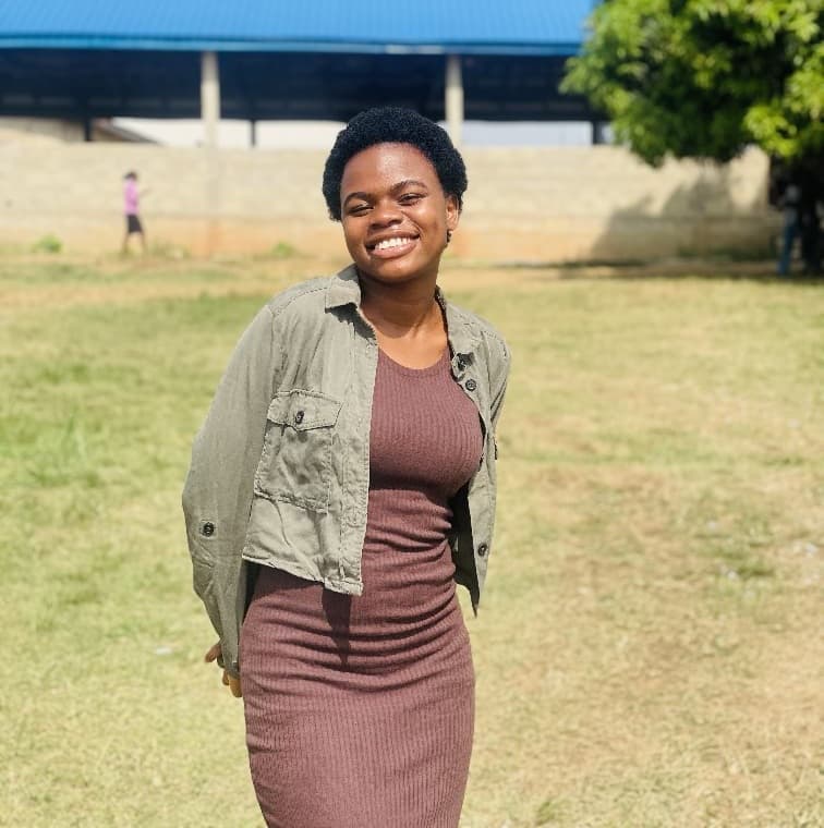 A portrait of Chef Moruwawon Mercy, a Nigerian chef.